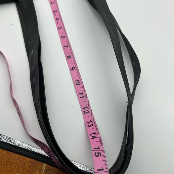 MCM VISETOS shoppers bag small tote. Black in color zipper top - Picture 5 of 12